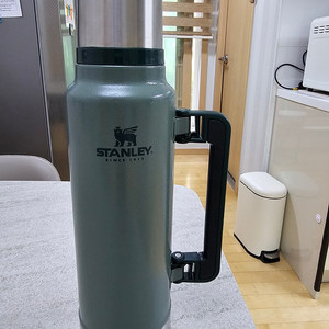스탠리 보냉병 1.4L