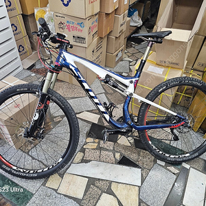 MTB 스캇 스파크710 M,카본, 풀XT 22단, 가변싯포스트, 초센휠셋27.5인치