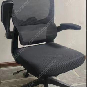 사무실 이사로 급매! 스탠딩책상·고사양PC·모니터·의자 저렴하게 팝니다