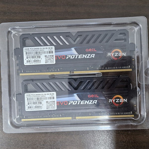 GeIL EVO POTENZA 32GB (2 x 16GB) DDR4 3000 (PC4 24000) Desktop Ram 6만 5천 (무료 배송)