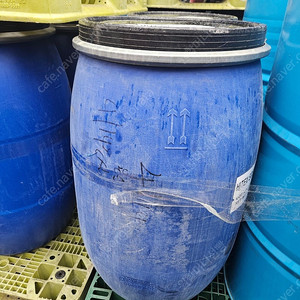 플라스틱 드럼통 100L 70개 200L 25개 판매합니다!가격 조정!!!
