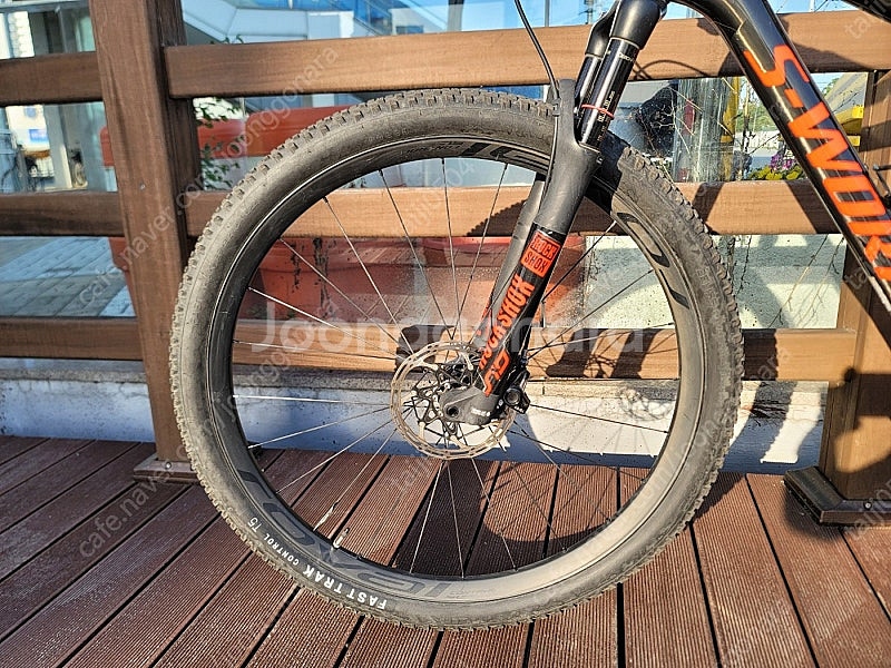 스페샬라이즈드 S-WORKS EPIC--6