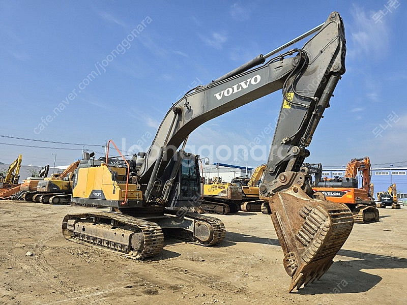 볼보 EC300E 2017년식 10 궤도형 중고굴삭기--0