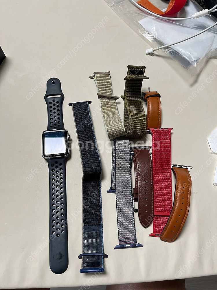 애플워치3 나이키에디션 42mm 셀룰러 팝니다--2