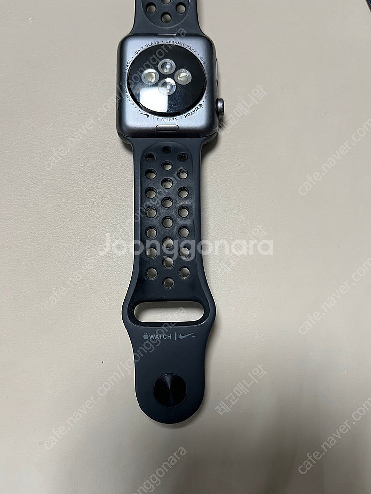 애플워치3 나이키에디션 42mm 셀룰러 팝니다--3