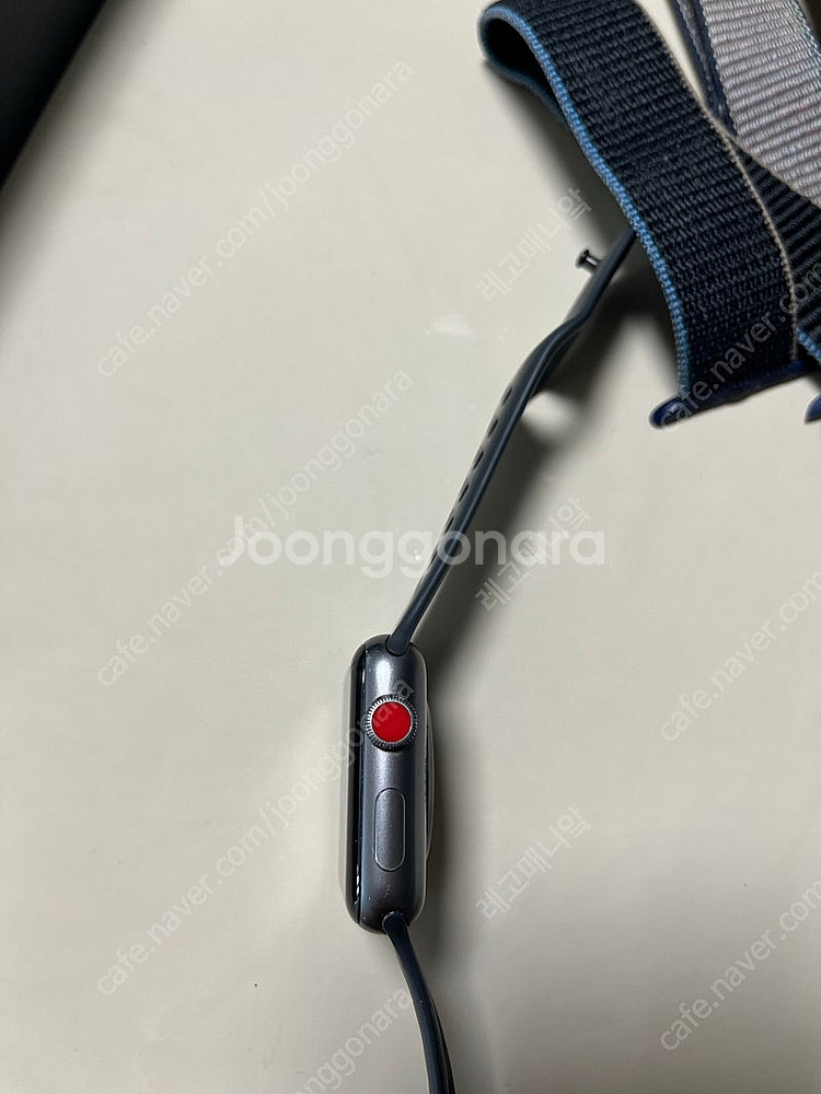 애플워치3 나이키에디션 42mm 셀룰러 팝니다--4