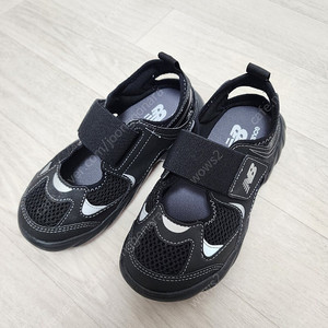 뉴발란스 프리들 블랙 사이즈200