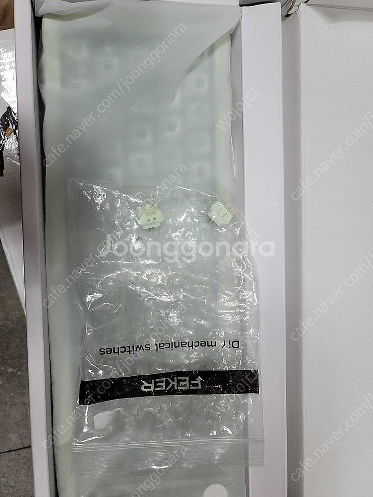 Zuoya gmk67 기계식키보드 팝니다. 그린색상 택...--1