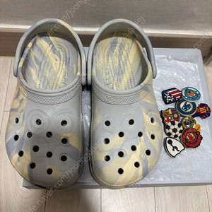 크록스 키즈 j3 220사이즈