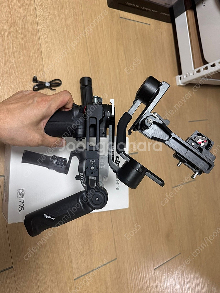 DJI RS3 Mini 짐벌+스몰리그 4197 핸들--2