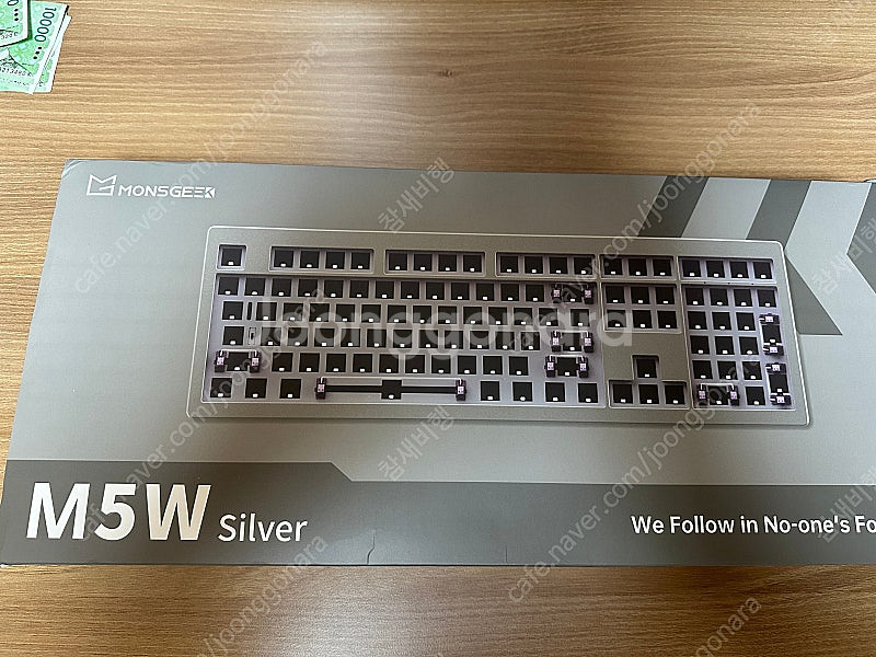 몬스긱 m5w 108키 실버 키보드 팝니다--0