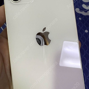 아이폰12 256 화이트 상태 좋아요. 경남 부산 직거래.