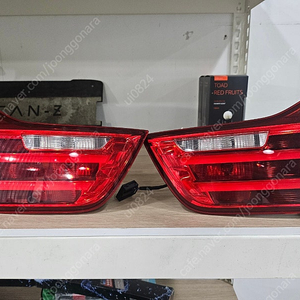 bmw f82 m4 후미등 좌우풀셋트 팝니다.