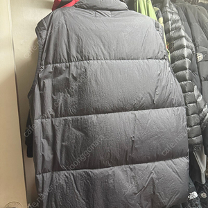 L] 22FW 스톤아일랜드 크링클랩스 패딩 조끼