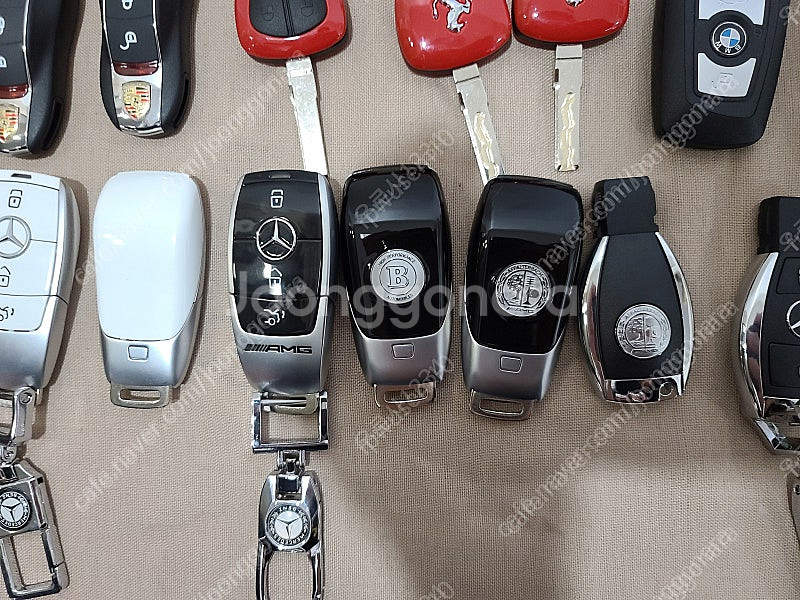 포르쉐,람보르기니,페라리,벤츠,벤틀리, 롤스로이스등 고...--4