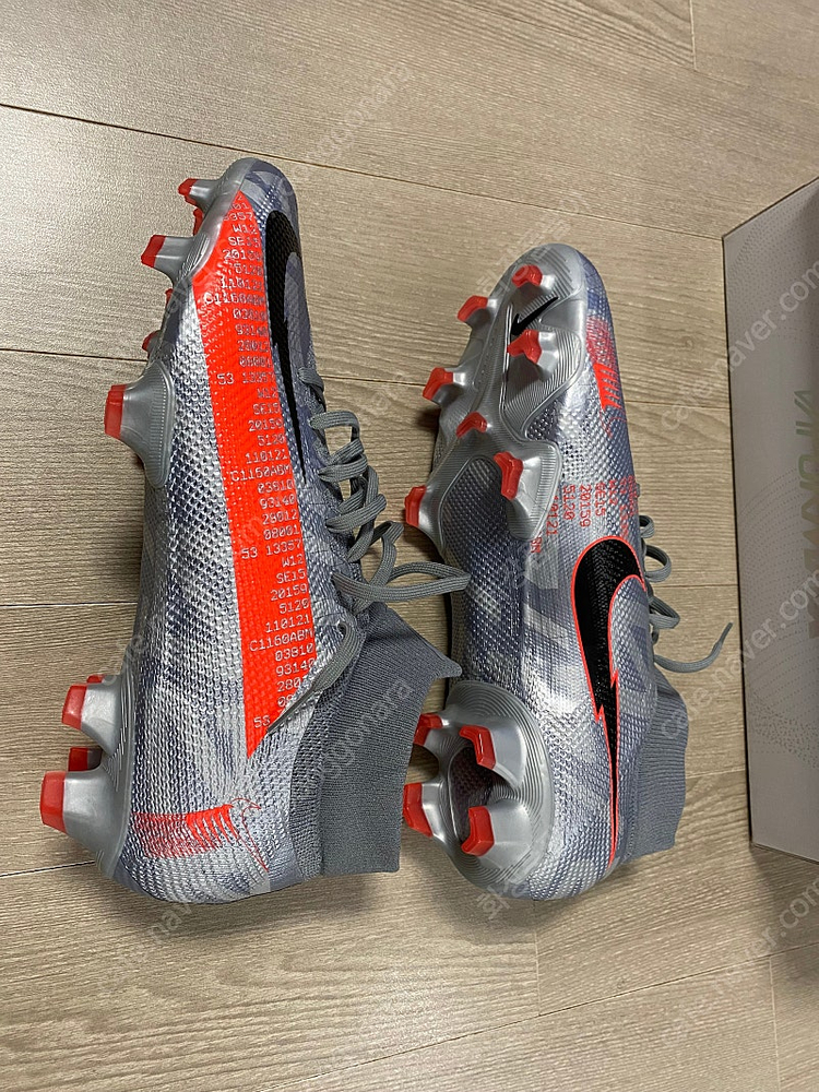 나이키 축구화 260 새상품 at5382906--2