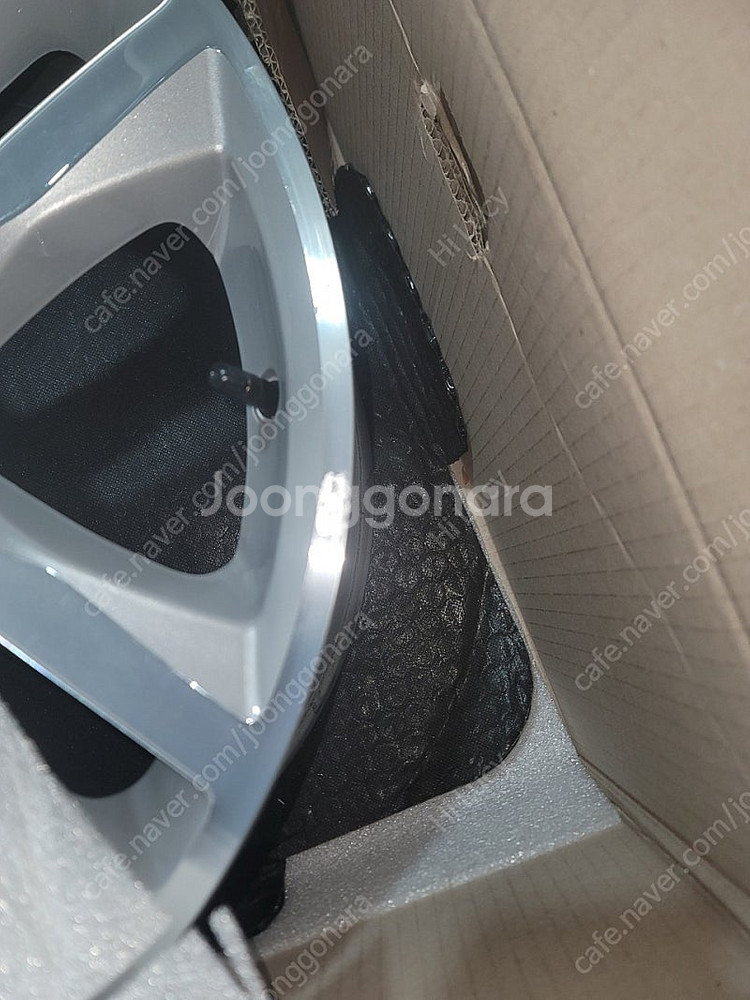 이쿼녹스 19인치 휠(공기압센서정상작동)--1