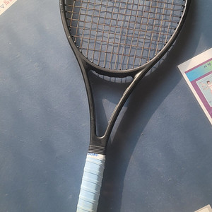 테니스 라켓. 윌슨 프로스태프 V14/ V11.5