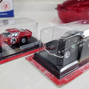 1:43 다이캐스트 페라리 250 GTO + 250 GT
