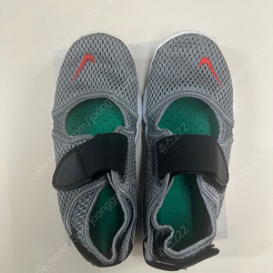 나이키 에어리프트 그레이 230