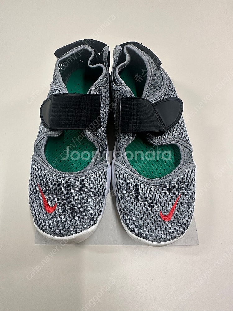 나이키 에어리프트 그레이 230--2