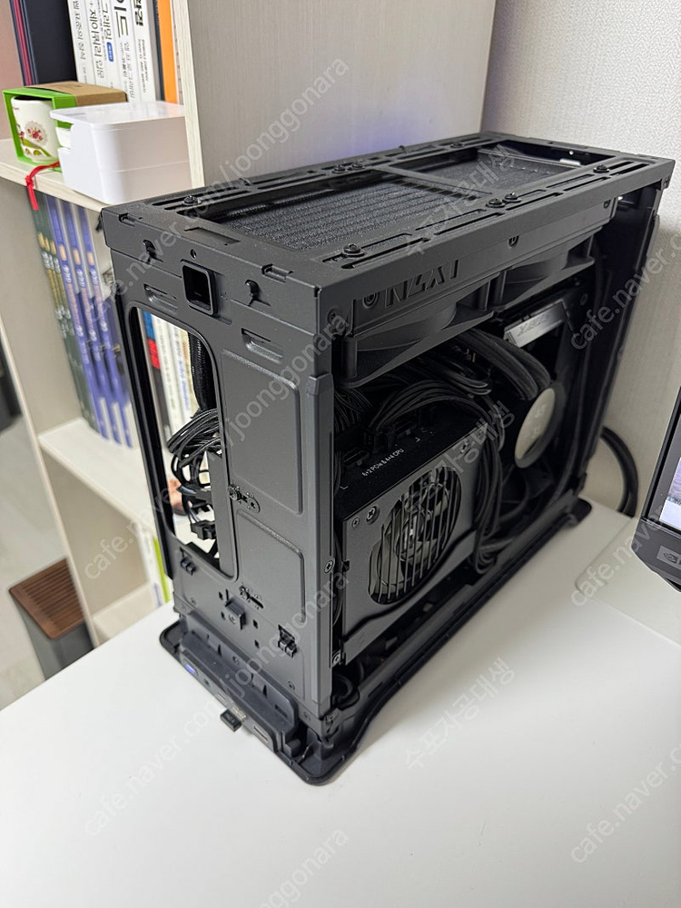 ITX 게이밍 데스크탑 (SFF) 프렉탈 ERA2 판매합니다.--2