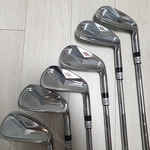 이와키(Iwaki) XNIPER 카와치 X10 단조 아이언 5-P (6아이언)