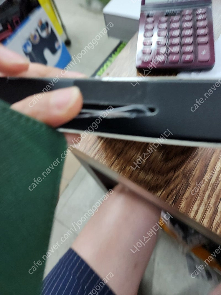 삼성 hdd포터블 hx-mk20y19 2테라 2tb 사진에 보이는그대로입니다 위아래 봉인 그대로입니다 이미지