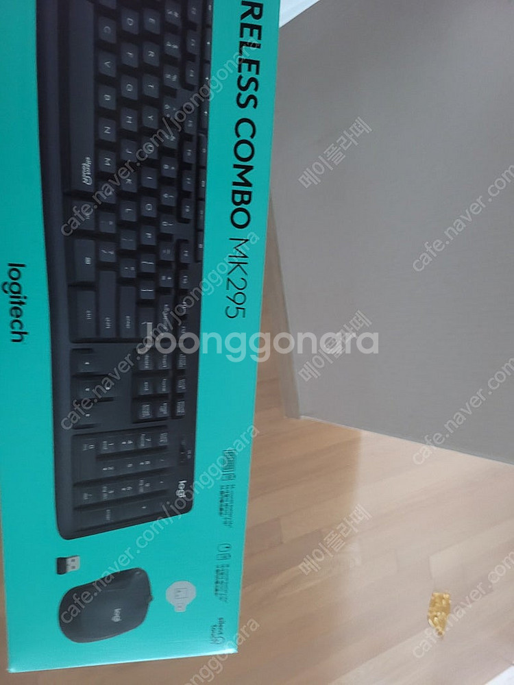 로지텍 MK295 무소음 키보드마우스 세트 팝니다.(미...--0