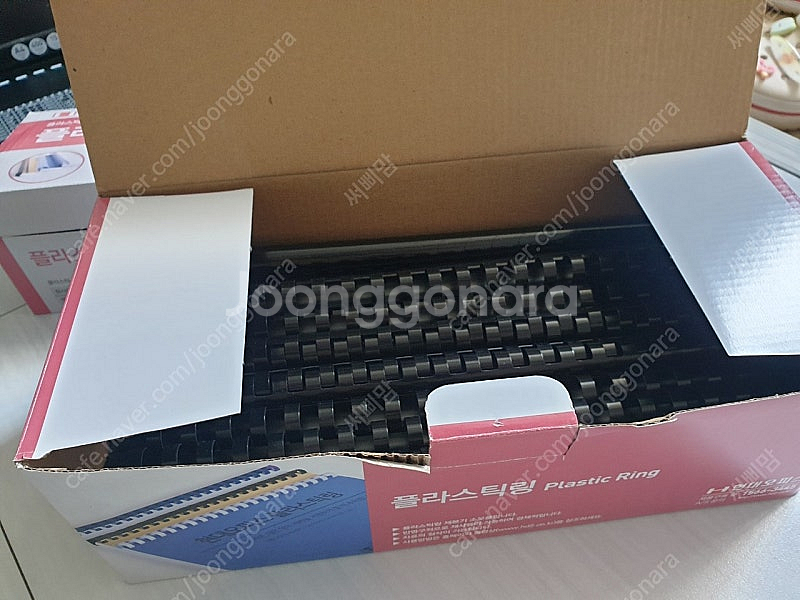 플라스틱링 제본기(검정) 현대오피스CS-1500.링10,14mm대략50pcs씩 포함--5