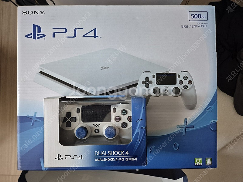 ps4 500기가 화이트, 추가 듀얼쇼크, 게임 7종--0