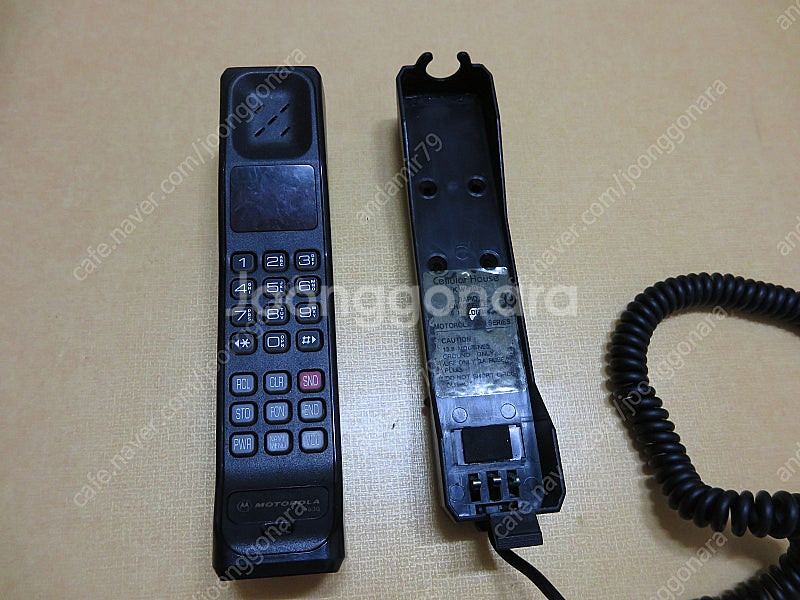 모토로라 9830 올드핸드폰 판매합니다.​--0