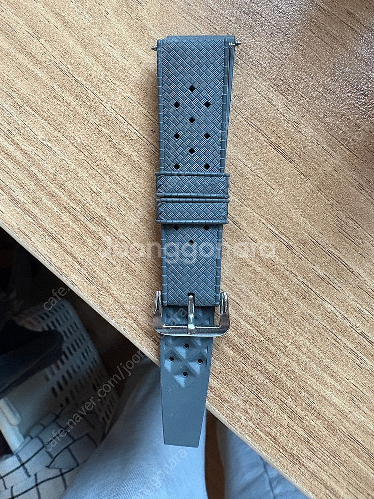 조셉보니 트로픽 러버 스트랩 그레이색상 판매합니다--0