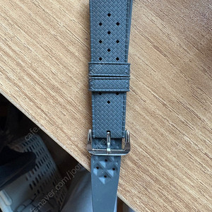 조셉보니 트로픽 러버 스트랩 그레이색상 판매합니다