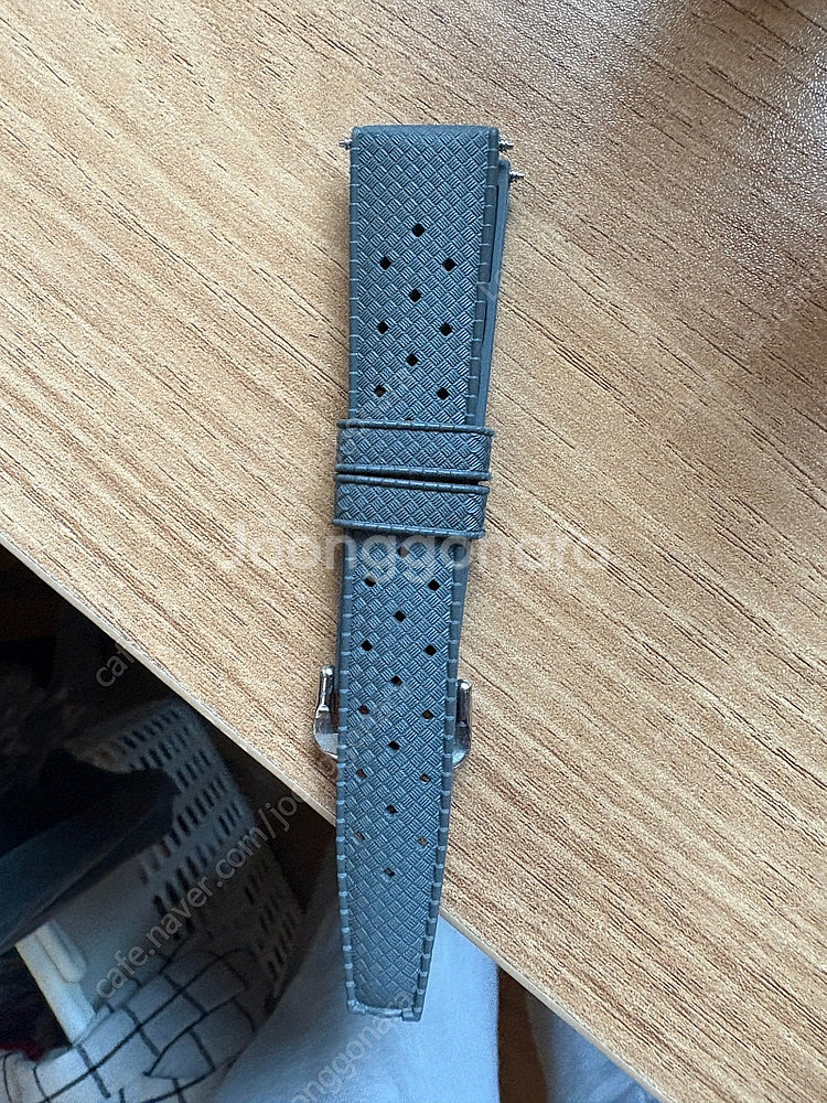 조셉보니 트로픽 러버 스트랩 그레이색상 판매합니다--1