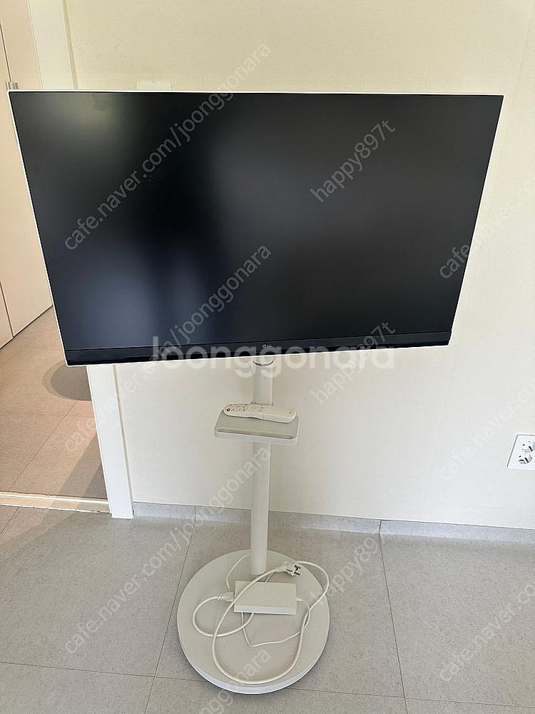 LG 4K HDR 스마트 모니터 32SQ780SW--4