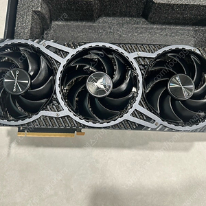 GAINWARD 지포스 RTX 4080 SUPER 피닉스 D6X 16GB 판매합니다
