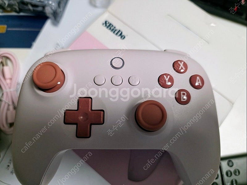 닌텐도 8bitdo 컨트롤러 판매합니다--0
