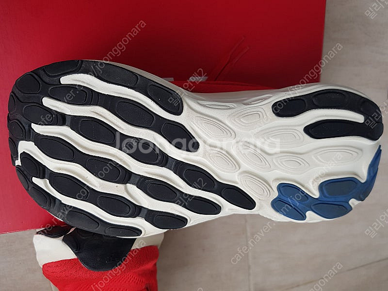 뉴발란스 프레쉬폼 1080 V13--3