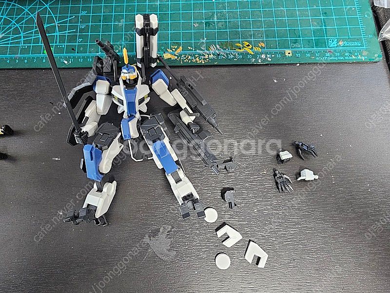 RG건담 2.0/LBB 건담 2대 대장군/ 1/100건...--1
