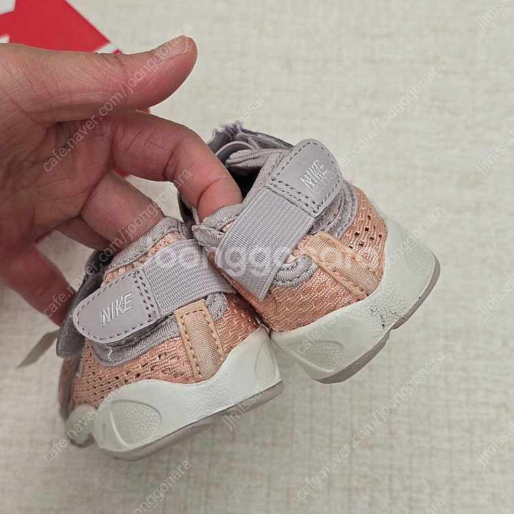 나이키 에어리프트 140 세탁완료. 반값택포--6