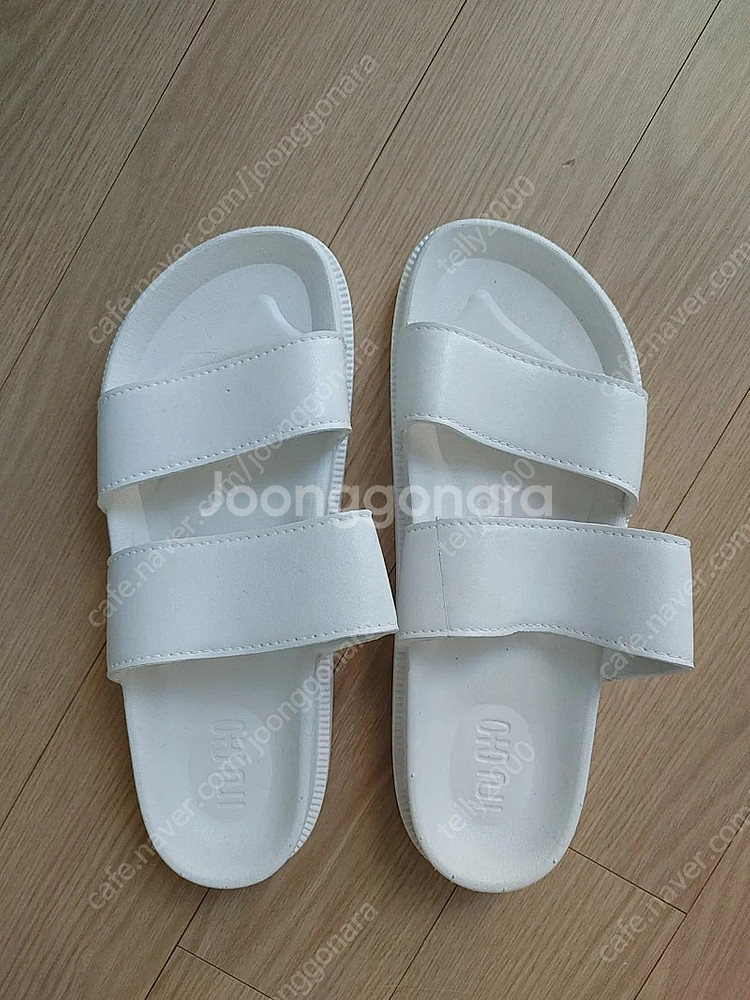 화이트 슬리퍼 새거--0