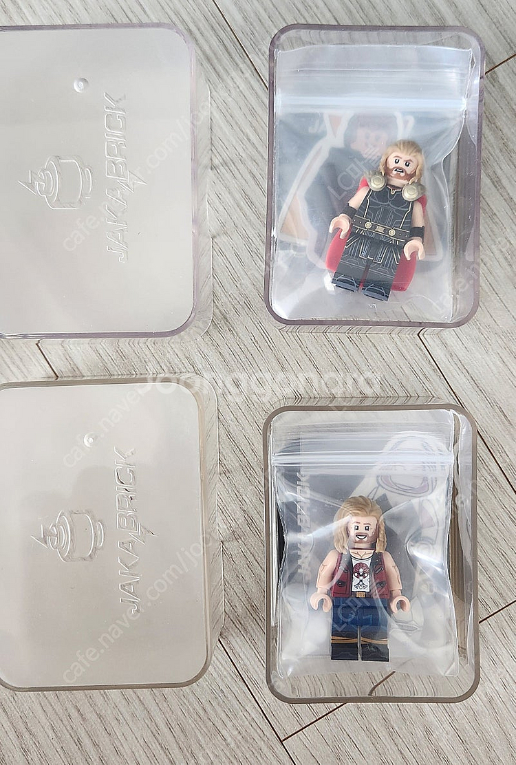 자카브릭 자켓 토르/바이킹 토르 레고커스텀 미니피규어 2개 일괄 판매합니다.--0