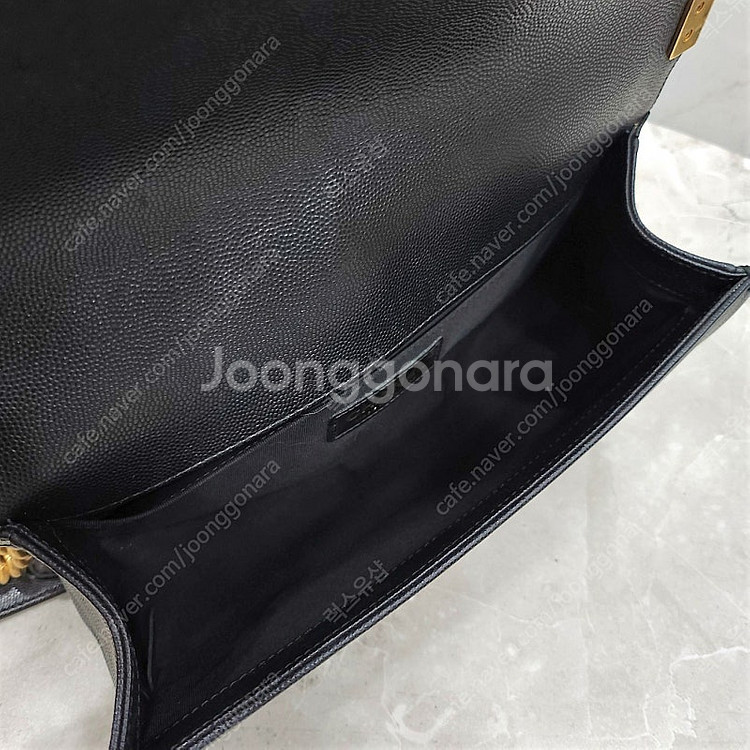 [럭스유] 샤넬 캐비어 보이 빈티지 금장 체인 플랩백 미듐--6