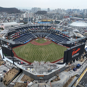 대전 볼파크 한화 이글스 vs KT 위즈 3루 내야지정석B 123구역