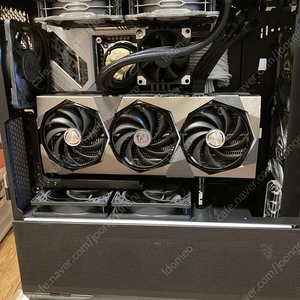 Rtx4090 슈프림 트라이프로저 판매합니느