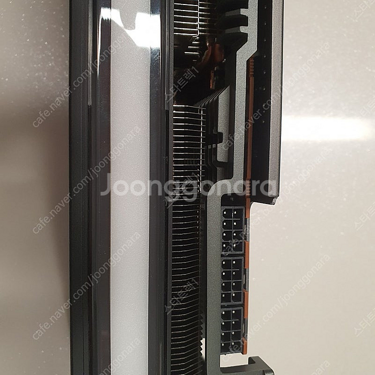 Sapphire RX 7900 XTX Nitro+ Va...--5