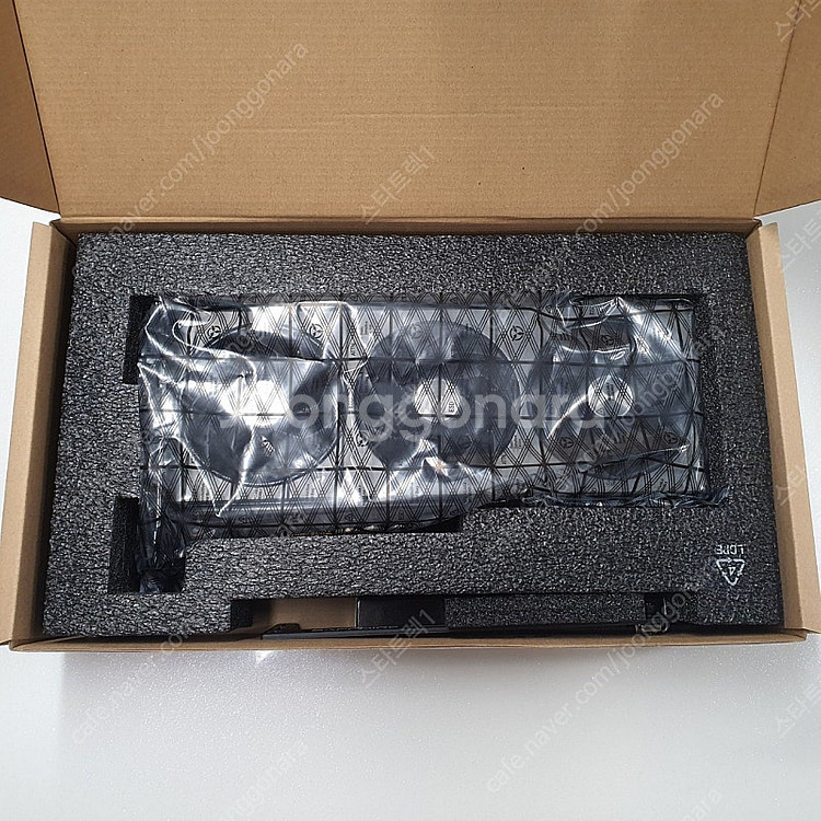 Sapphire RX 7900 XTX Nitro+ Va...--7