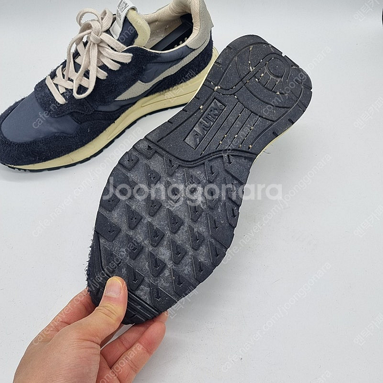 오트리 릴윈드 로우 나일론 스웨이드 스니커즈 블랙 남성 285mm--2