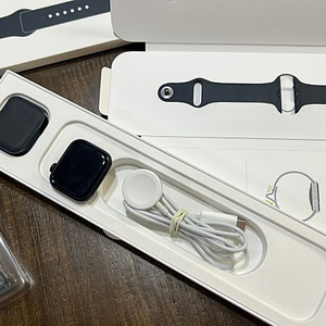 애플워치8 미드나이트 41mm GPS 팝니다